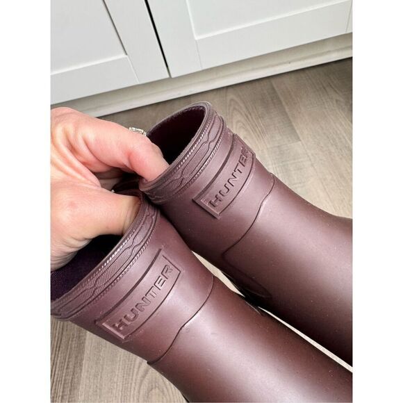 HUNTER Refined Low Heel Ankle Matt Boot Oxblood Size 5 Rainboots - Picture 10 of 10